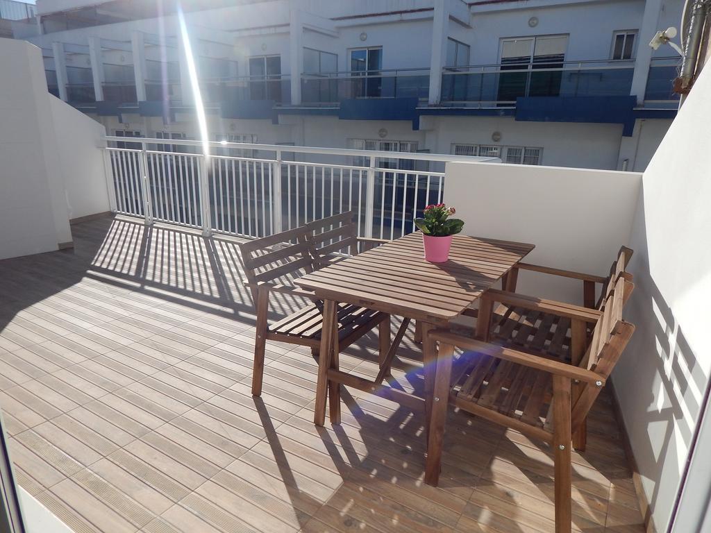 Apartamentos La Rosita Μπένιντορμ Εξωτερικό φωτογραφία
